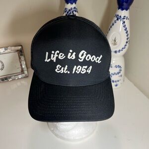 Black 'Life is Good' Flexfit Hat
